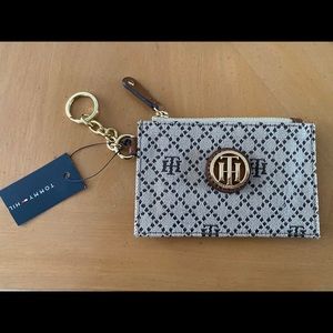 ***BRAND NEW TOMMY HILFIGER WALLET***